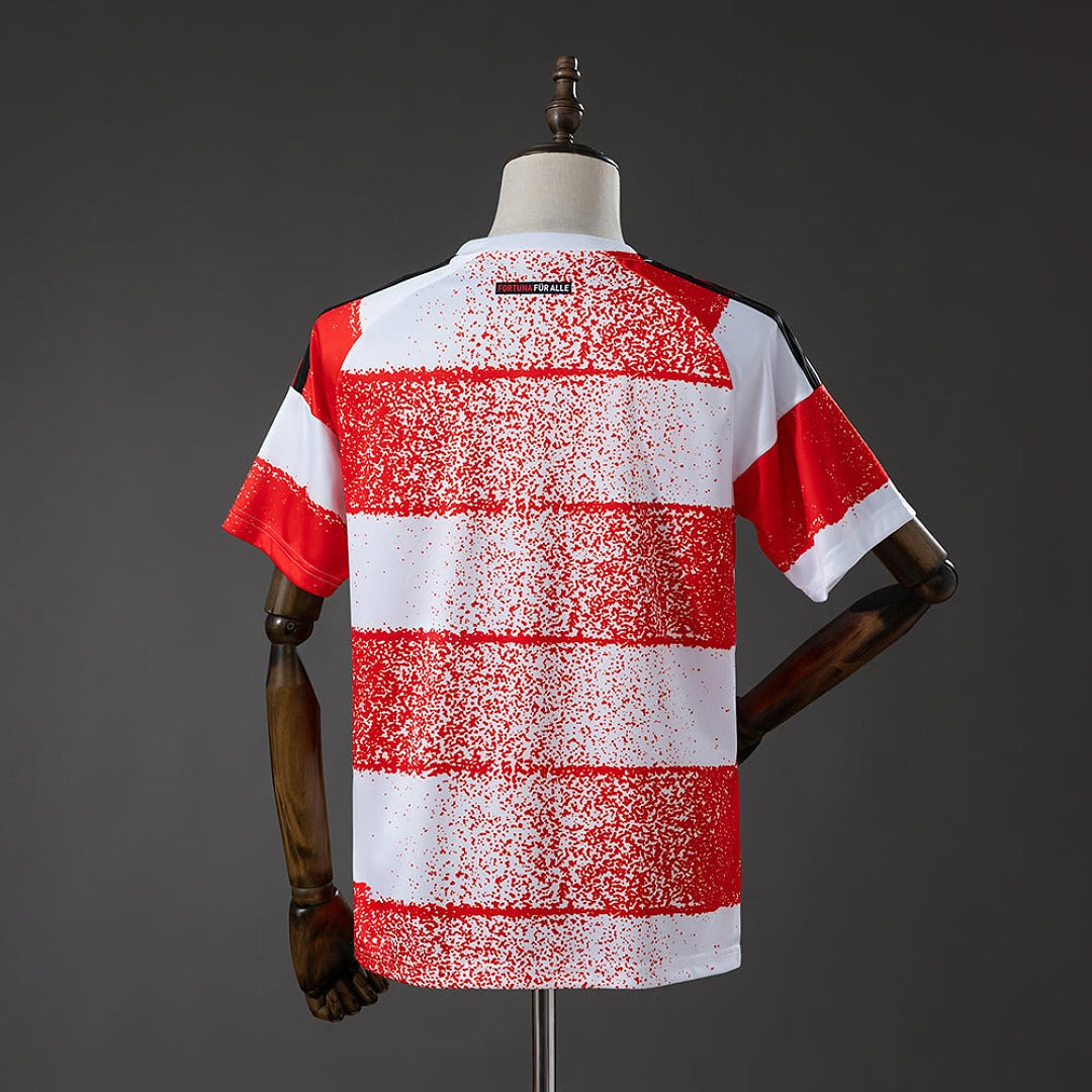 Düsseldorf 26/27 Home - Torcedor