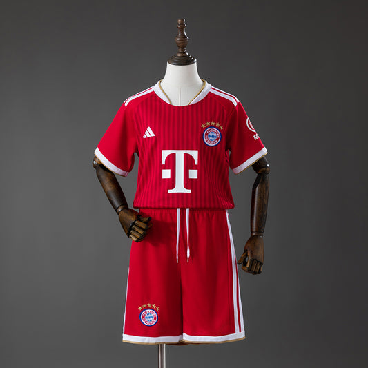 Conjunto Infantil Bayern de Munique 26/27