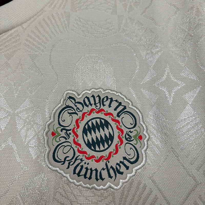 Camisa Bayer de Munique 25/26 Especial - Modelo Torcedor
