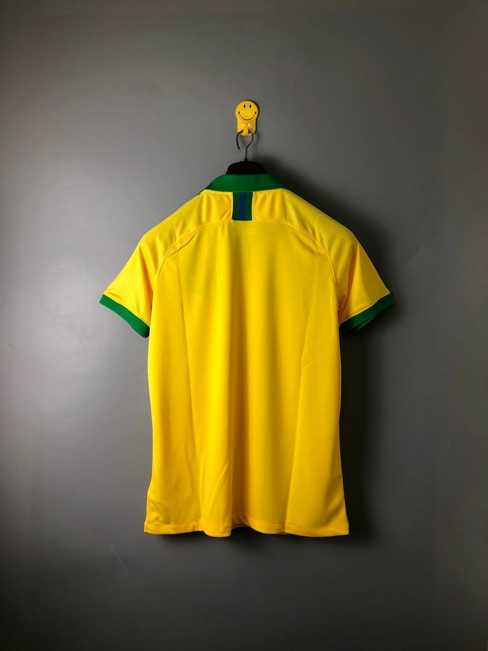Camisa Retrô Seleção Brasileira 19/20 Amarela - Nike