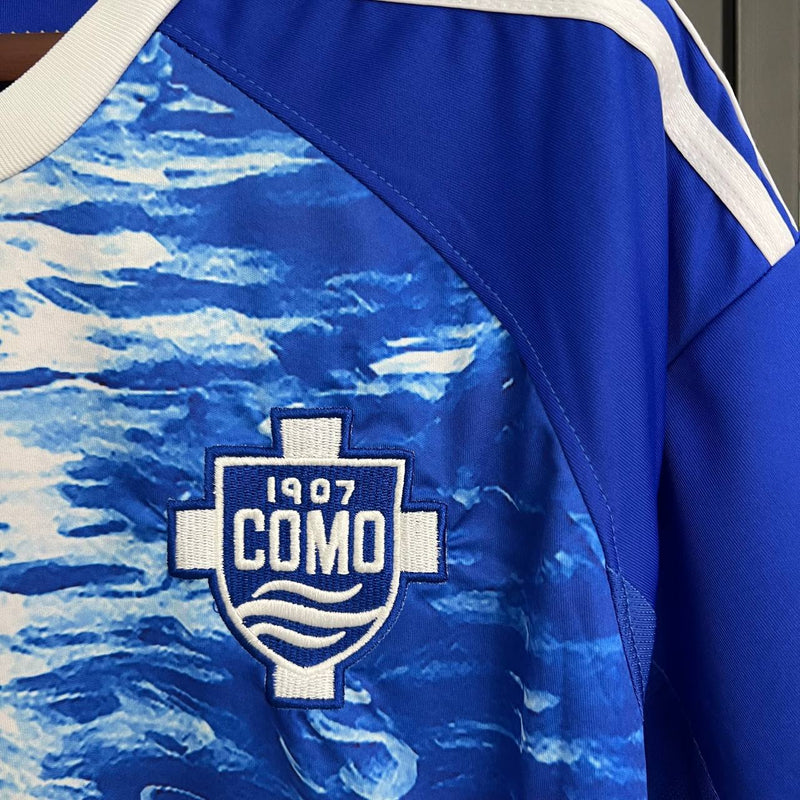 Camisa Como 25/26 Uniforme I - Modelo Torcedor