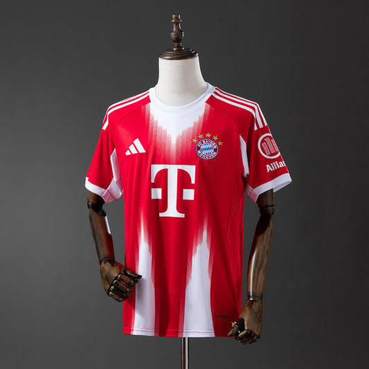 Camisa Bayern 25/26 Principal - Torcedor - OLISE - 17