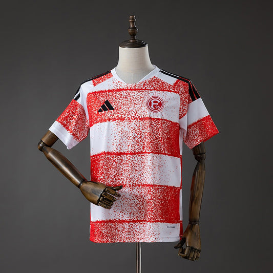 Düsseldorf 26/27 Home - Torcedor