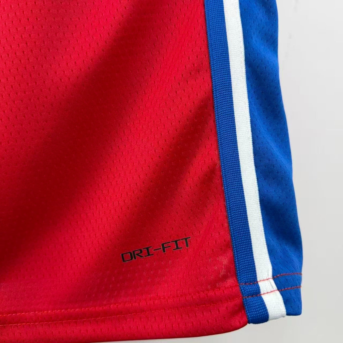 Regata Philadelphia 76rs Red