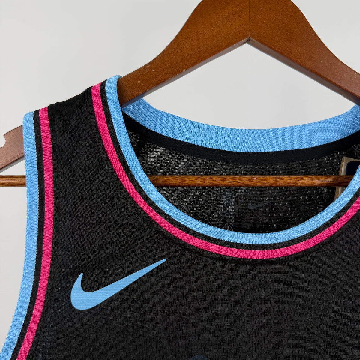 Regata Miami Heat Black gola